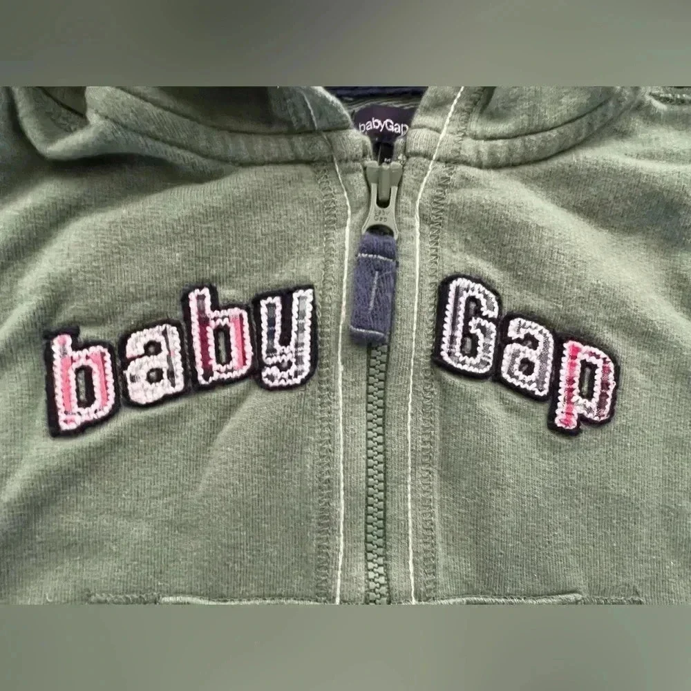 Baby Gap | unisex baby hoodie. Size: 12-18M